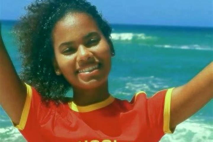 Sophia, 23 — Escort in Cazuangongo, Angola