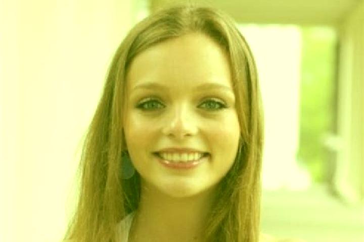 Sophia, 23 — Escort in Oakton, United States
