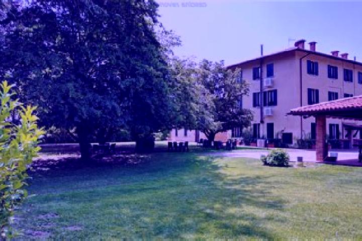 Sophia, 23 — Escort in San Fermo della Battaglia, Italy