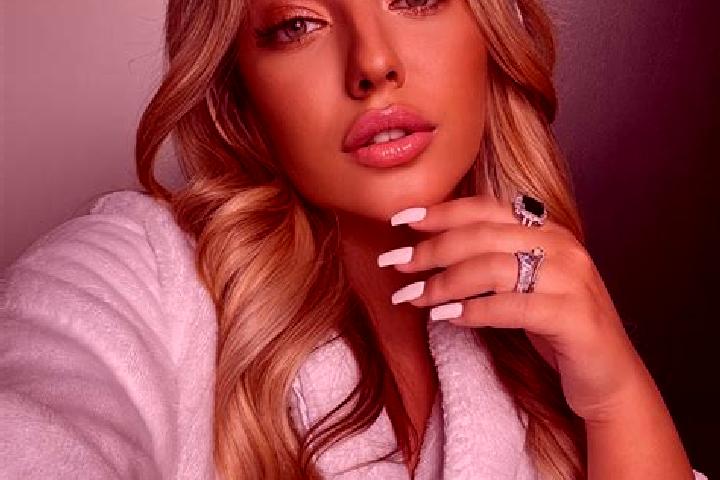 Sophia, 24, a blonde grey-eyed latina companion based in Brookhaven. Offering CIM, Girlfriend Experience, Tantra, Dinner Date, Massage. Available for incall ...
