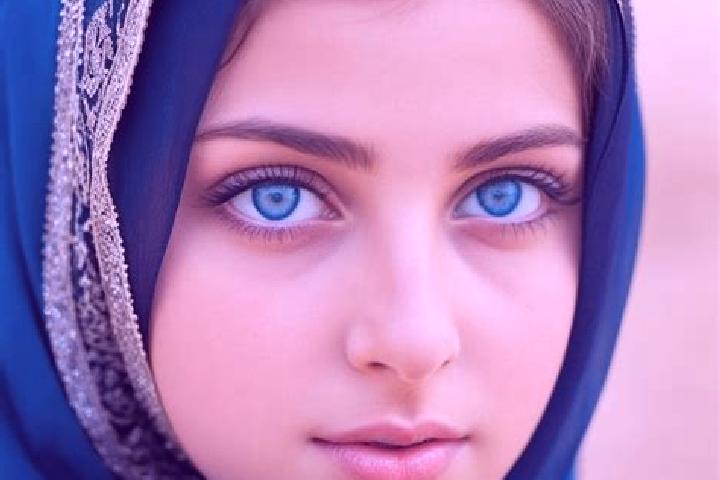 Sophia, 24, a blonde grey-eyed middle eastern companion based in Kharas. Offering Girlfriend Experience, Travel Companion, CIM, Deep French Kissing, 69. Avai...