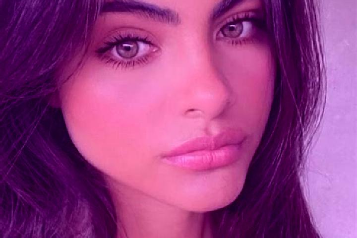 Sophia, 24, a brunette green-eyed european companion based in Barranco Colorado. Offering Massage, CIM, Prostate Massage. Available for incall and outcall, o...