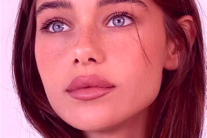 Sophia, 24, a brunette green-eyed slavic companion based in Molineuf. Offering Prostate Massage, Tantra, CIM, Striptease. Available for incall and outcall, o...