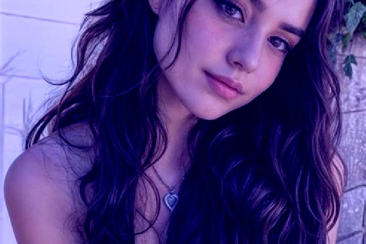 Sophia, 24, a brunette hazel-eyed middle eastern companion based in Mackenrode. Offering OWO, Deep French Kissing, GFE, 69. Available for incall and outcall,...