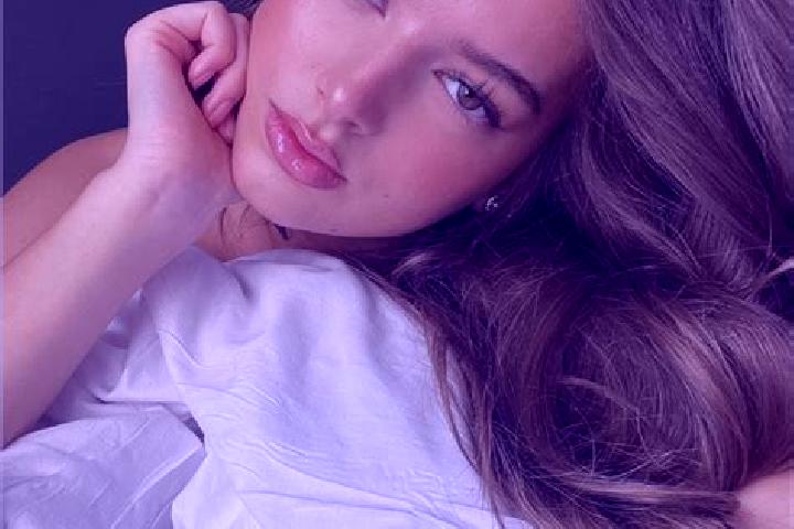 Sophia, 24, a chestnut grey-eyed latina companion based in Sveti Jurij. Offering Girlfriend Experience, Couples, Massage, Travel Companion, BDSM. Available f...
