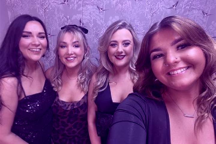Sophia, 24 — Escort in Kanturk, Ireland