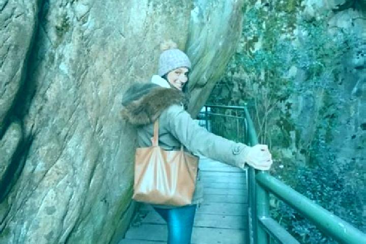 Sophia, 24 — Escort in Morterone, Italy