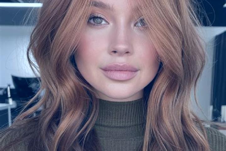 Sophia, 25, a auburn grey-eyed european companion based in Lhuentse. Offering 69, Tantra, Erotic Massage. Available for incall and outcall, day and evening d...
