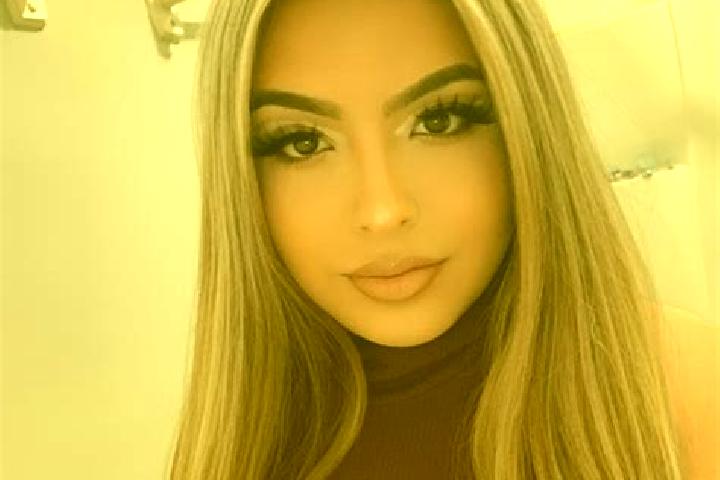 Sophia, 25, a blonde grey-eyed latina companion based in Santo Domingo. Offering Erotic Massage, Tantra, Overnight, A-Level, Fetish. Available for incall and...
