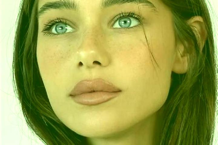 Sophia, 25, a brunette brown-eyed caucasian companion based in Sismaria. Offering BDSM, Couples. Available for incall and outcall, day and evening dates.