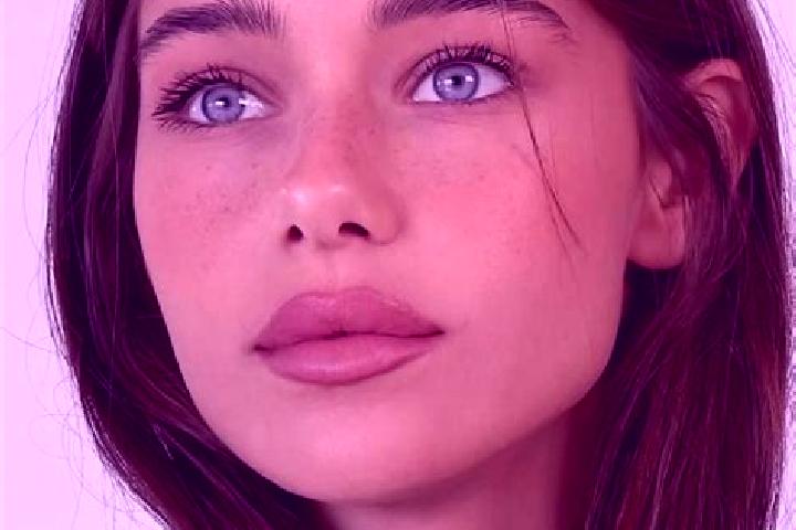 Sophia, 25, a brunette brown-eyed middle eastern companion based in Thanh pho Song Cong. Offering Travel Companion, Roleplay, Erotic Massage, Party Girl, BDS...