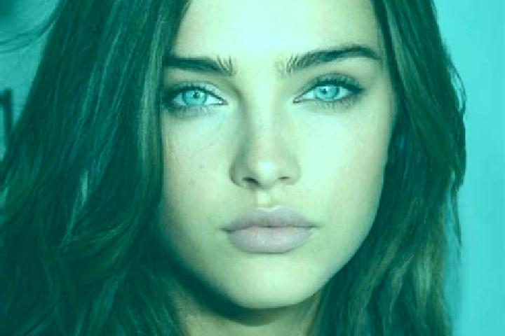 Sophia, 25, a chestnut dark-eyed caucasian companion based in Krakeelrivier. Offering Travel Companion, OWO, Deep French Kissing, Tantra, Girlfriend Experien...