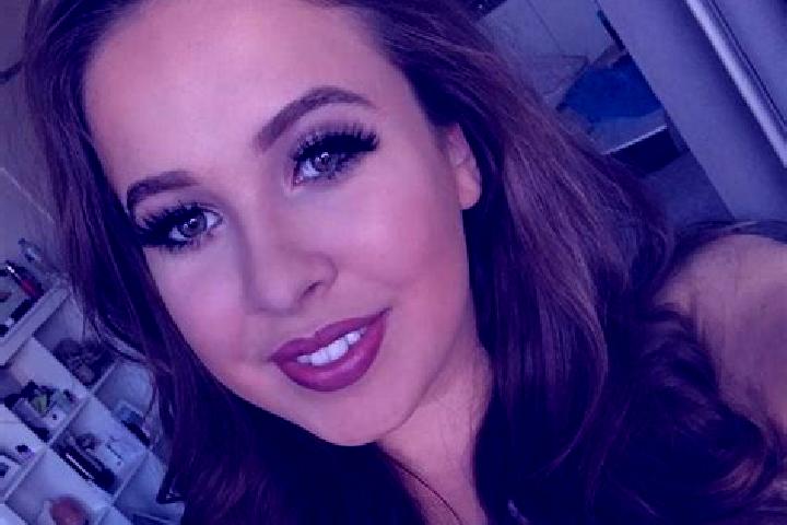 Sophia, 25, a red grey-eyed caribbean companion based in Lazzate. Offering Travel Companion, Domination. Available for incall and outcall, day and evening da...