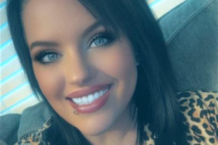 Sophia, 25 — Escort in Deza, Spain