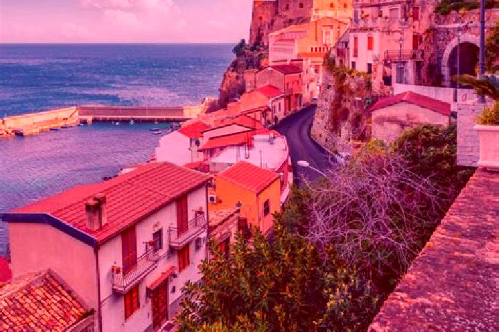 Sophia, 25 — Escort in Reggio Calabria, Italy