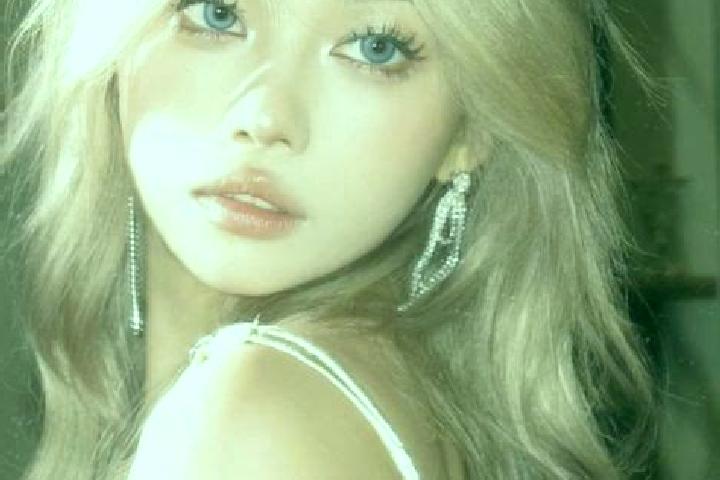 Sophia, 26, a blonde blue-eyed asian companion based in Yeppoon. Offering BDSM, Overnight, Massage, Roleplay. Available for incall and outcall, day and eveni...
