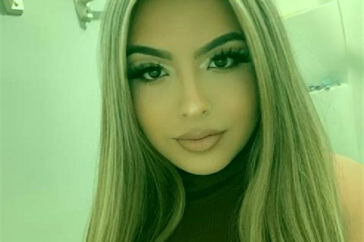 Sophia, 26, a blonde dark-eyed latina companion based in Mozhong. Offering GFE, Roleplay, OWO. Available for incall and outcall, day and evening dates.