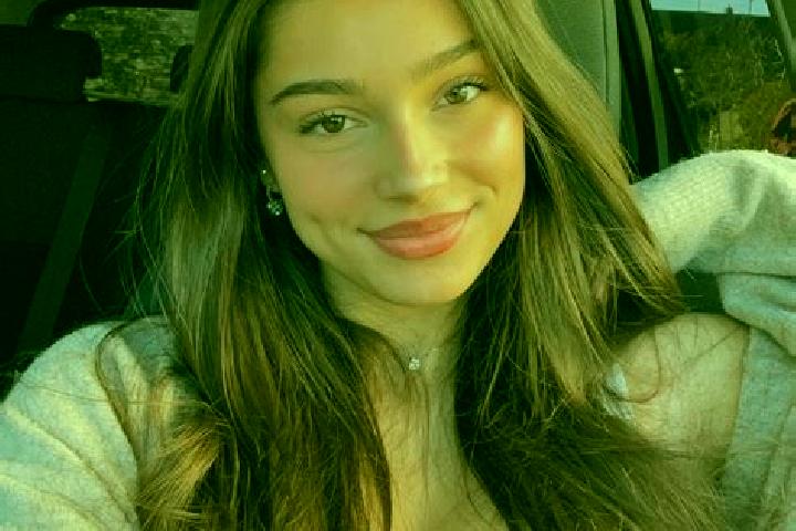 Sophia, 26, a brunette blue-eyed mixed companion based in Triadhion. Offering OWO, GFE, Roleplay, BDSM, Deep French Kissing. Available for incall and outcall...