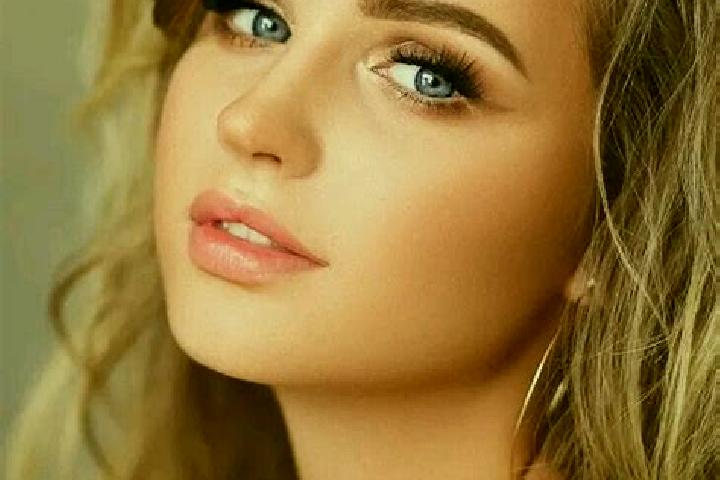 Sophia, 26, a dark blonde blue-eyed slavic companion based in Greenleigh. Offering Party Girl, Couples, OWO, Tantra. Available for incall and outcall, day an...