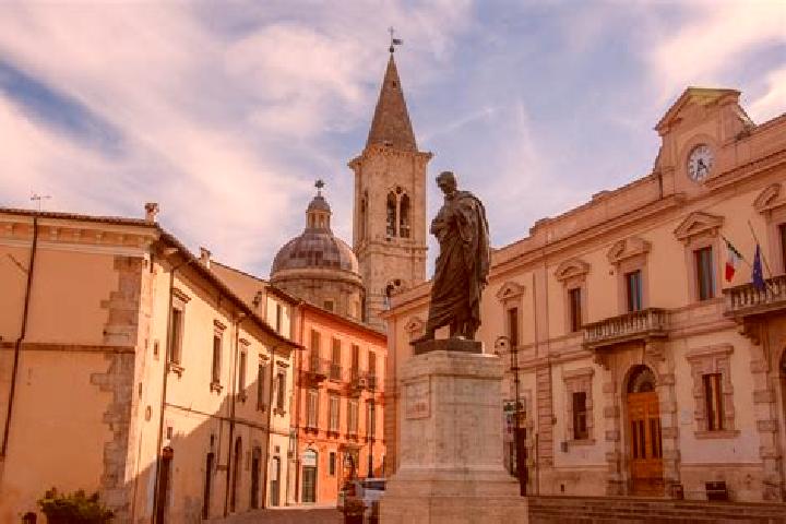 Sophia, 26 — Escort in Castellalto, Italy