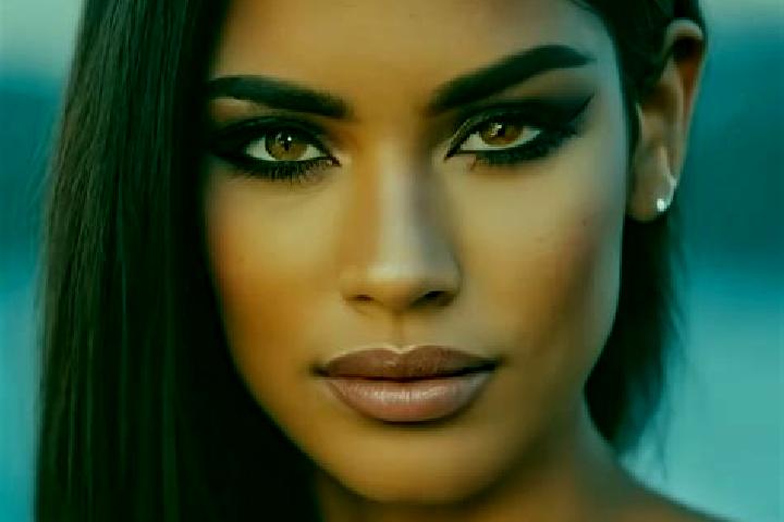 Sophia, 27, a auburn brown-eyed latina companion based in Mayisyan. Offering Overnight, Deep French Kissing, 69. Available for incall and outcall, overnight ...