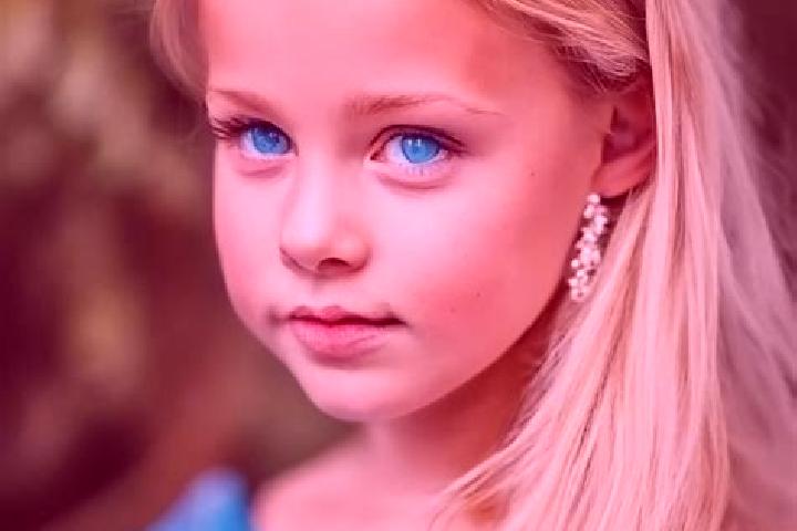 Sophia, 27, a blonde blue-eyed caribbean companion based in Anagni. Offering Duos, Party Girl, Overnight, BDSM. Available for incall and outcall, day and eve...