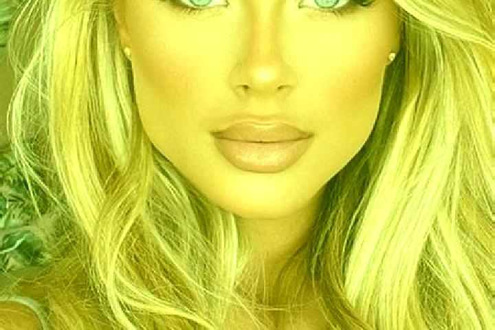 Sophia, 27, a blonde blue-eyed latina companion based in Melrose. Offering Dinner Date, Roleplay, Fetish. Available for incall and outcall, overnight booking...