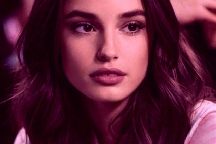 Sophia, 27, a brunette brown-eyed caribbean companion based in Xinfa. Offering 69, Erotic Massage, CIM, BDSM. Available for incall and outcall, day and eveni...