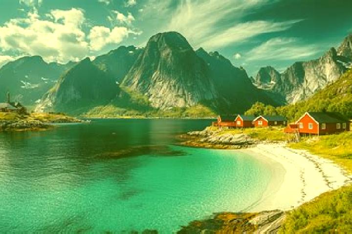 Sophia, 27 — Escort in Vestnes, Norway