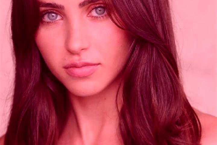 Sophia, 28, a brunette blue-eyed asian companion based in Cruz Quemada. Offering Erotic Massage, A-Level, Couples, Domination. Available for incall and outca...