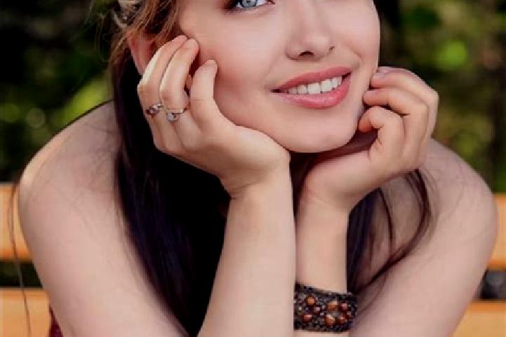 Sophia, 28, a chestnut blue-eyed asian companion based in Hangzhou. Offering 69, GFE, Prostate Massage, Deep French Kissing. Available for incall and outcall...