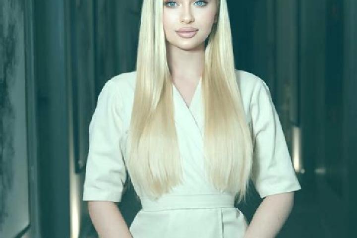 Sophia, 28, a chestnut blue-eyed slavic companion based in Tapanila. Offering Massage, Tantra, Erotic Massage, BDSM. Available for incall and outcall, overni...