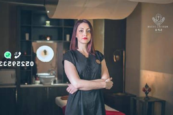 Sophia, 28, a red green-eyed indian companion based in Otterton. Offering Girlfriend Experience, Fetish, Tantra, Erotic Massage, CIM. Available for incall an...