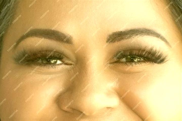 Sophia, 28, a red green-eyed latina companion based in Colla. Offering Overnight, Dinner Date, Massage. Available for incall and outcall, day and evening dates.
