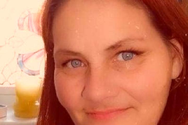 Sophia, 28, a red green-eyed mixed companion based in Balacesti. Offering Party Girl, Domination, Overnight. Available for incall and outcall, day and evenin...