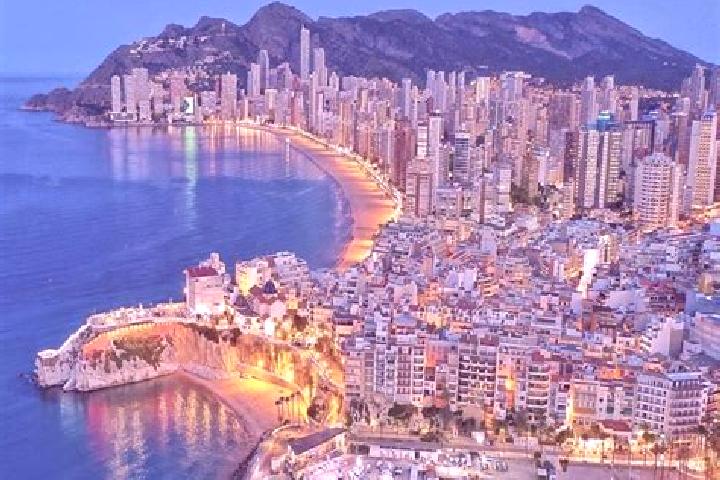 Sophia, 28 — Escort in Benidorm, Spain
