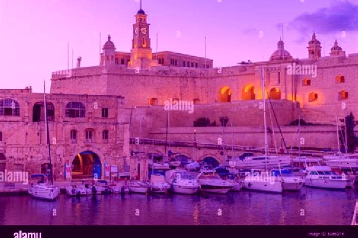 Sophia, 28 — Escort in Cospicua, Malta