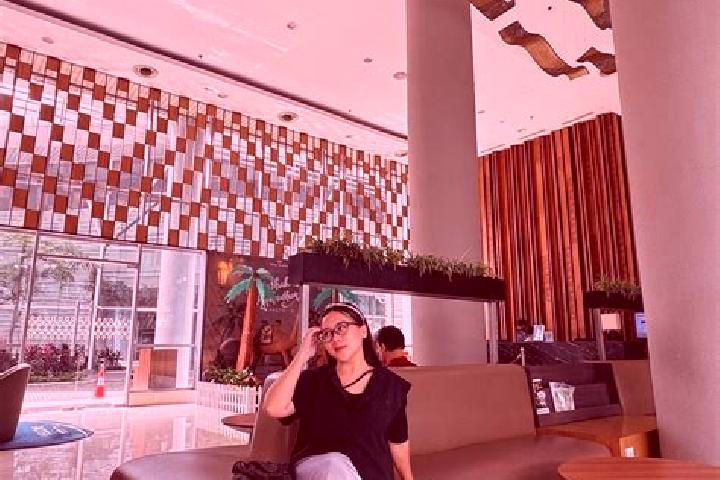Sophia, 28 — Escort in Pagedangan, Indonesia