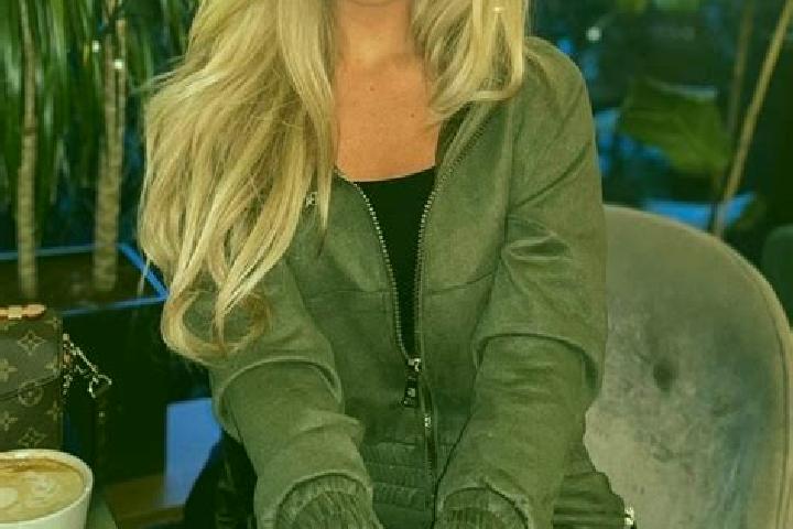 Sophia, 28 — Escort in Sebrov-Katerina, Czech Republic