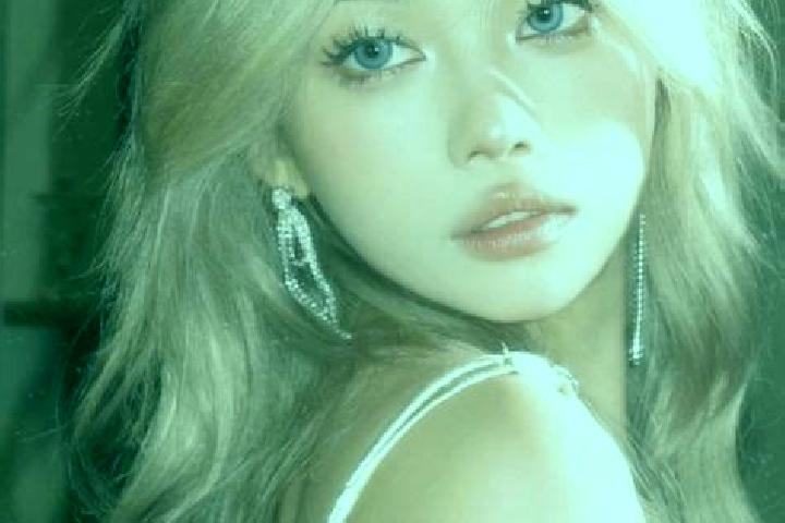 Sophia, 29, a blonde blue-eyed asian companion based in Tangxian. Offering Deep French Kissing, Erotic Massage, Prostate Massage, Tantra. Available for incal...