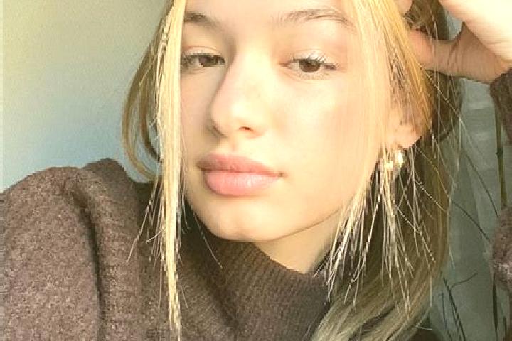 Sophia, 29, a blonde brown-eyed mixed companion based in Cervinara. Offering Domination, CIM, Duos, Party Girl, Girlfriend Experience. Available for incall a...