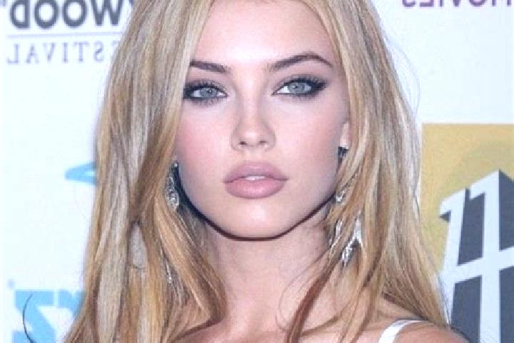 Sophia, 29, a blonde hazel-eyed mediterranean companion based in Tambach-Dietharz. Offering Overnight, Erotic Massage. Available for incall and outcall, day ...