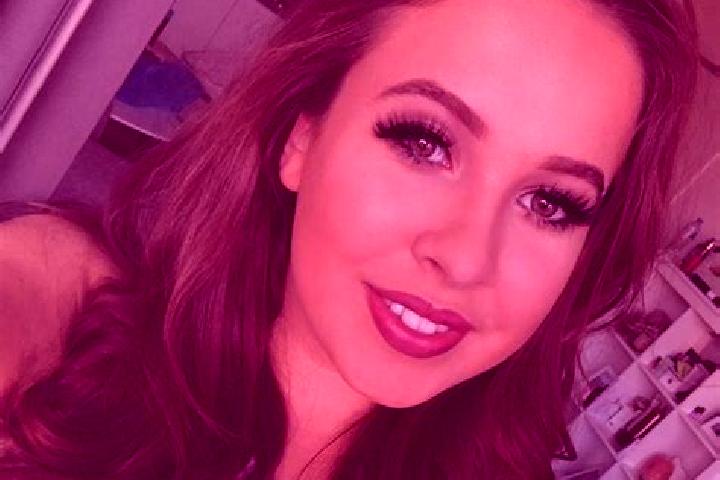 Sophia, 29, a chestnut grey-eyed mixed companion based in Platina. Offering Domination, Prostate Massage, Party Girl, GFE, Tantra. Available for incall and o...