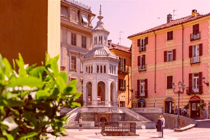 Sophia, 29 — Escort in Brescello, Italy