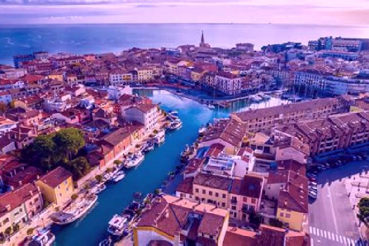 Sophia, 29 — Escort in Rivignano, Italy