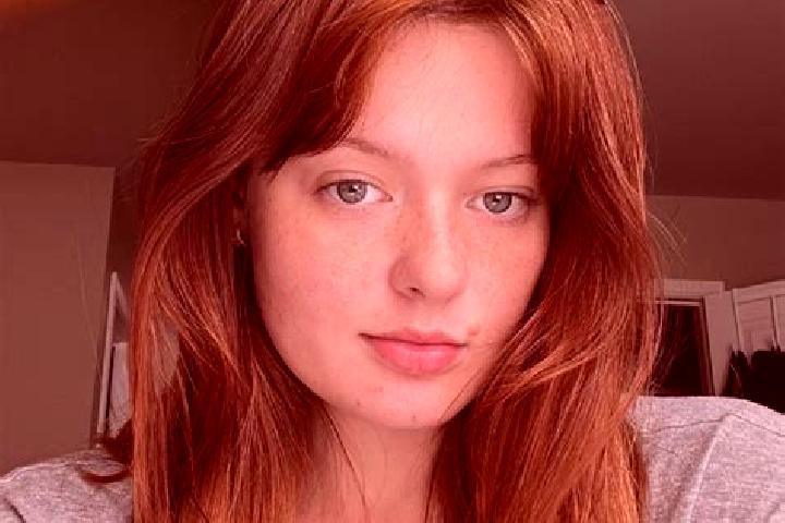 Sophia, 30, a auburn amber-eyed mixed companion based in Klenovnik. Offering Striptease, Tantra, Erotic Massage, Couples. Available for incall and outcall, d...