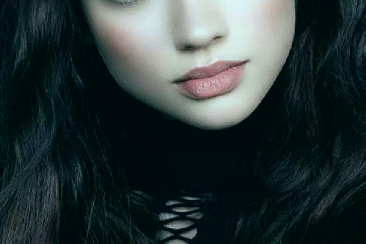 Sophia, 30, a auburn dark-eyed european companion based in Gesees. Offering Roleplay, 69. Available for incall and outcall, day and evening dates.