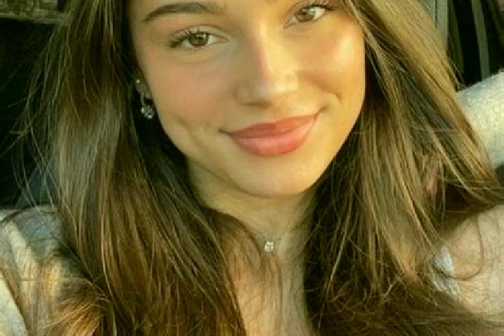 Sophia, 30, a chestnut hazel-eyed caribbean companion based in Esquipulas Palo Gordo. Offering A-Level, 69, Tantra, Prostate Massage, Travel Companion. Avail...