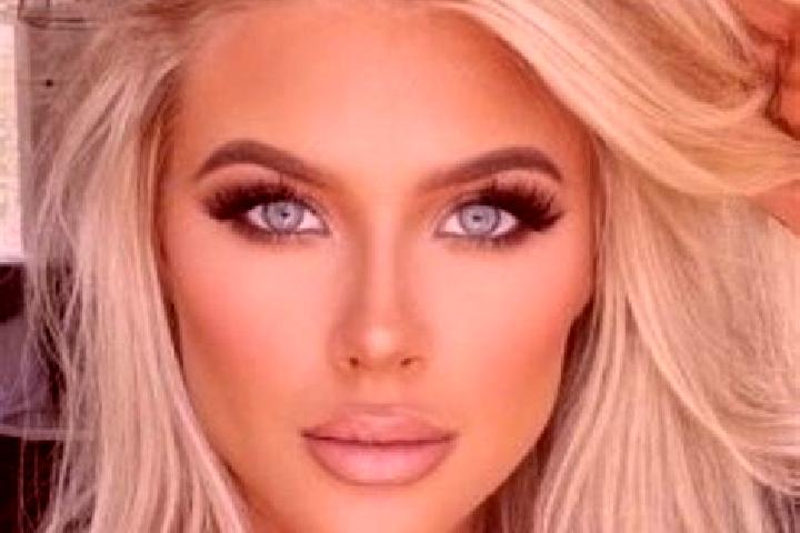 Sophia, 30, a platinum blonde blue-eyed indian companion based in San Juan del Estado. Offering Domination, Travel Companion, Dinner Date. Available for inca...