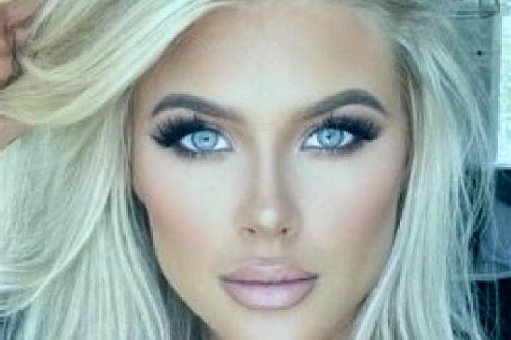 Sophia, 30, a platinum blonde grey-eyed european companion based in Aboso. Offering Deep French Kissing, A-Level, Dinner Date, Striptease, Overnight. Availab...